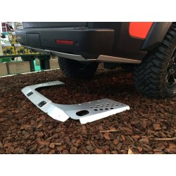 REAR SKID PLATE (WHEEL HOLE)