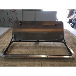 Gullwing window