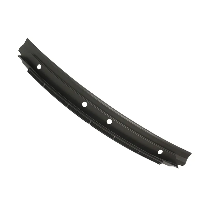 MOULDING-PLENUM AIR INTAKE
