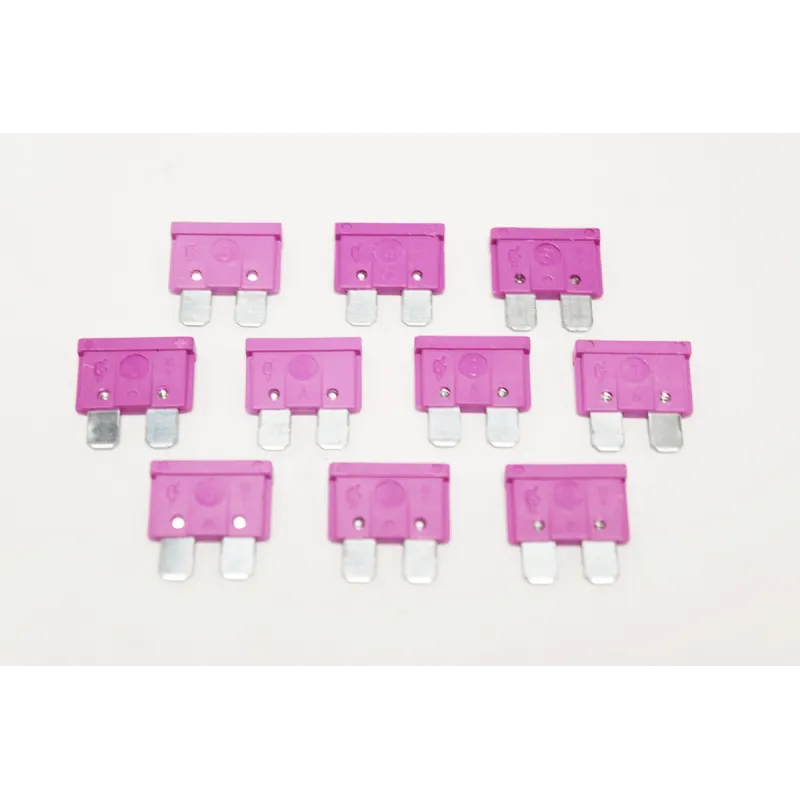 FUSE 3 AMP BLADE