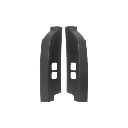 REAR CORNER CHEQUER PLATES