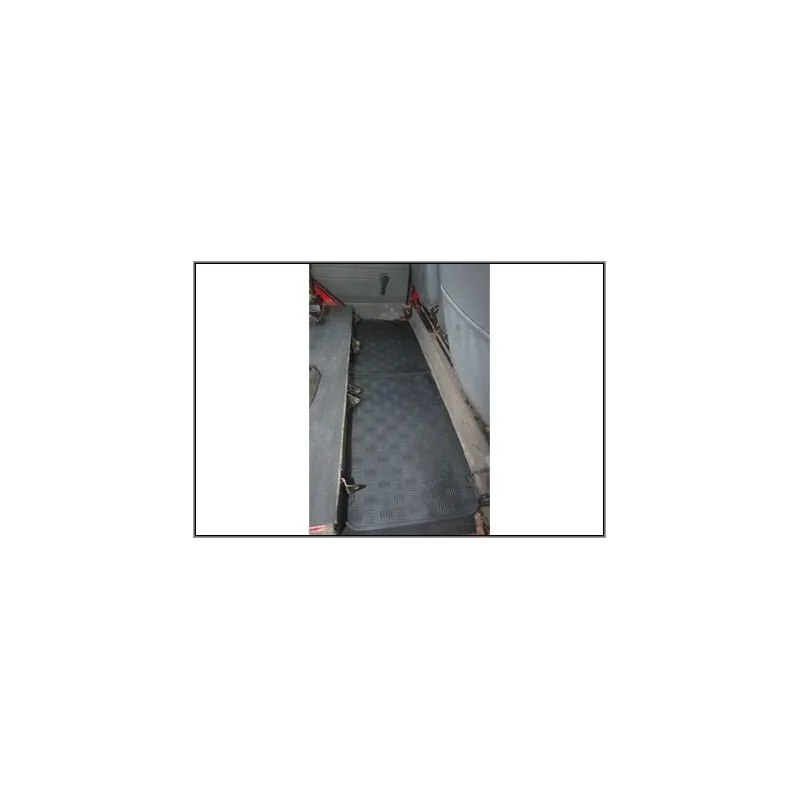 Rear rubber mats