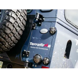 Terrafirma TF051 – Svingbar reservehjulsholder til Defender