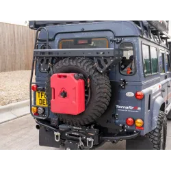 Terrafirma TF051 – Svingbar reservehjulsholder til Defender